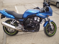 Yamaha FZS 600 Fazer