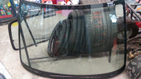 Čelní sklo Peugeot 206