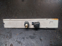 Levý držák bezpečnostního pásu se stavěčem - Fiat Doblo