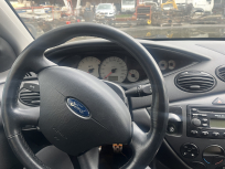 Interiér Ford Focus ST 170 třídveřový 173 PS